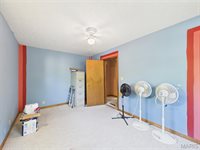 26502 Sherwood Lane, Laquey, MO 65534