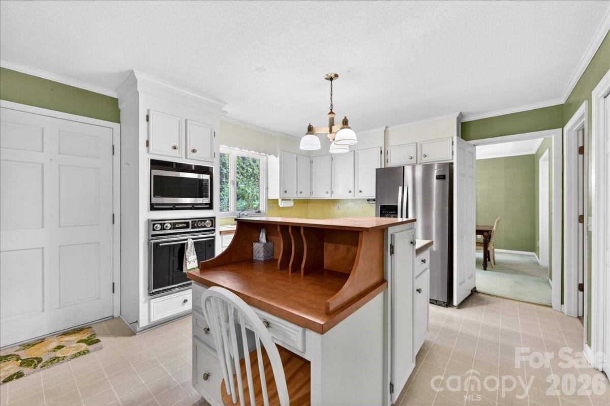 7412 Timber Ridge Drive, Mint Hill, NC 28227