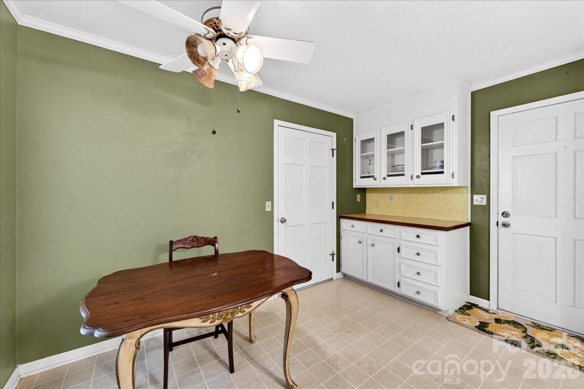 7412 Timber Ridge Drive, Mint Hill, NC 28227