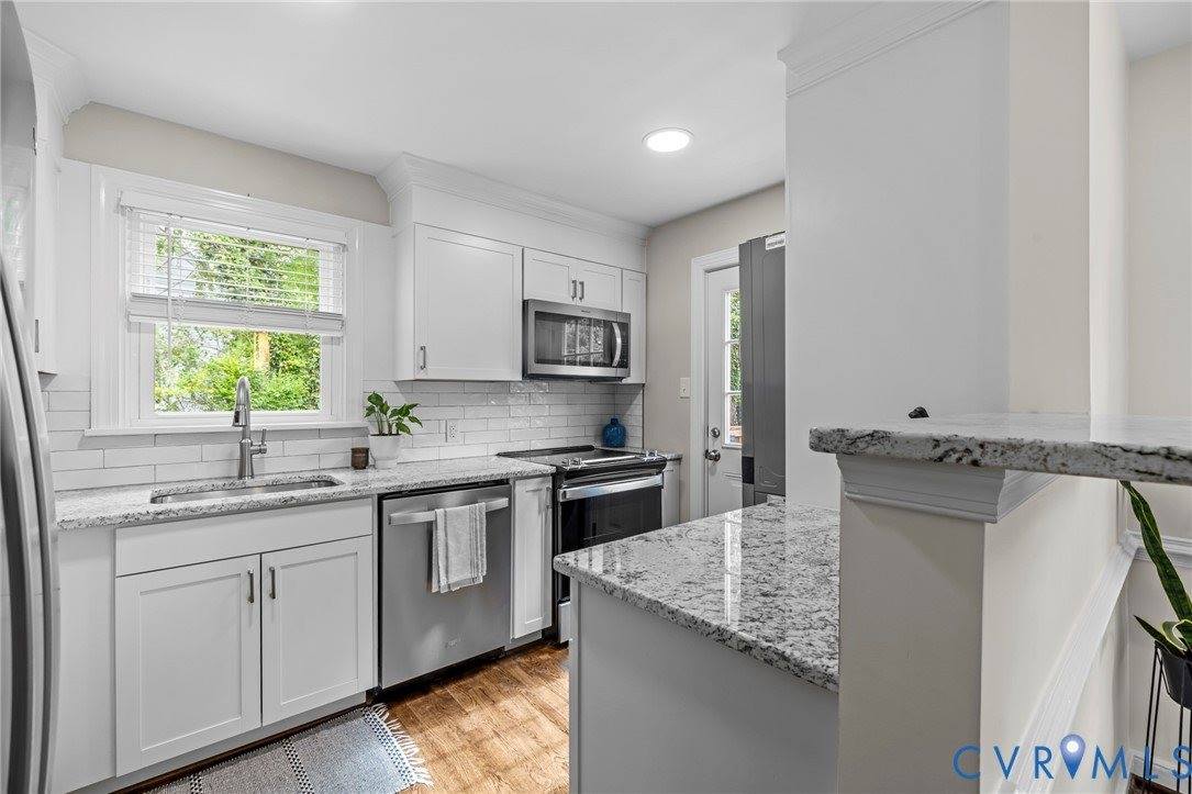 1215 Santa Anna Road, Henrico, VA 23229
