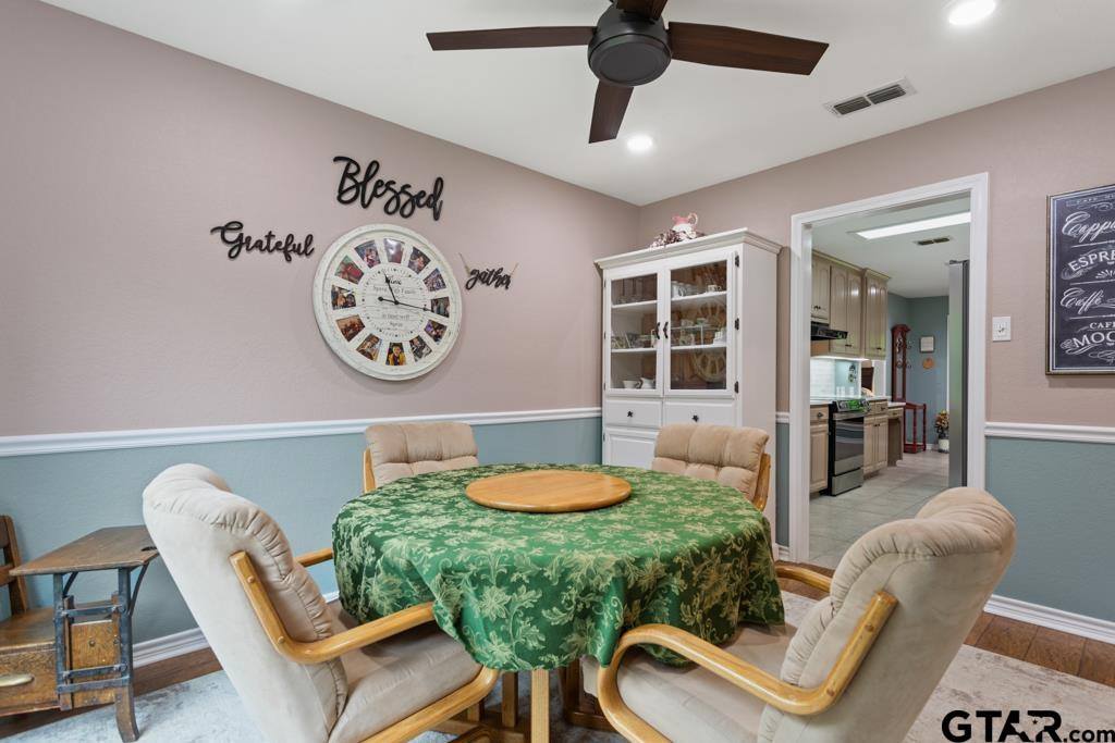 15988 Rocky Ridge Rd, Bullard, TX 75757