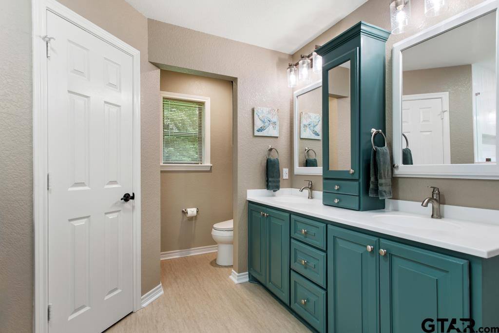 15988 Rocky Ridge Rd, Bullard, TX 75757