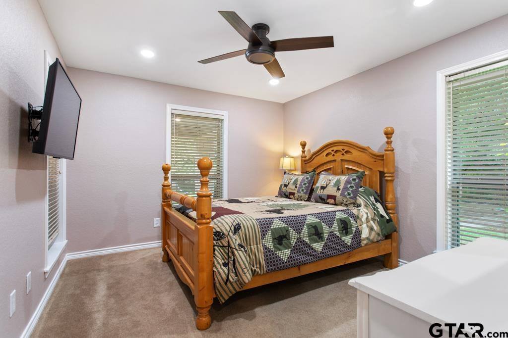 15988 Rocky Ridge Rd, Bullard, TX 75757