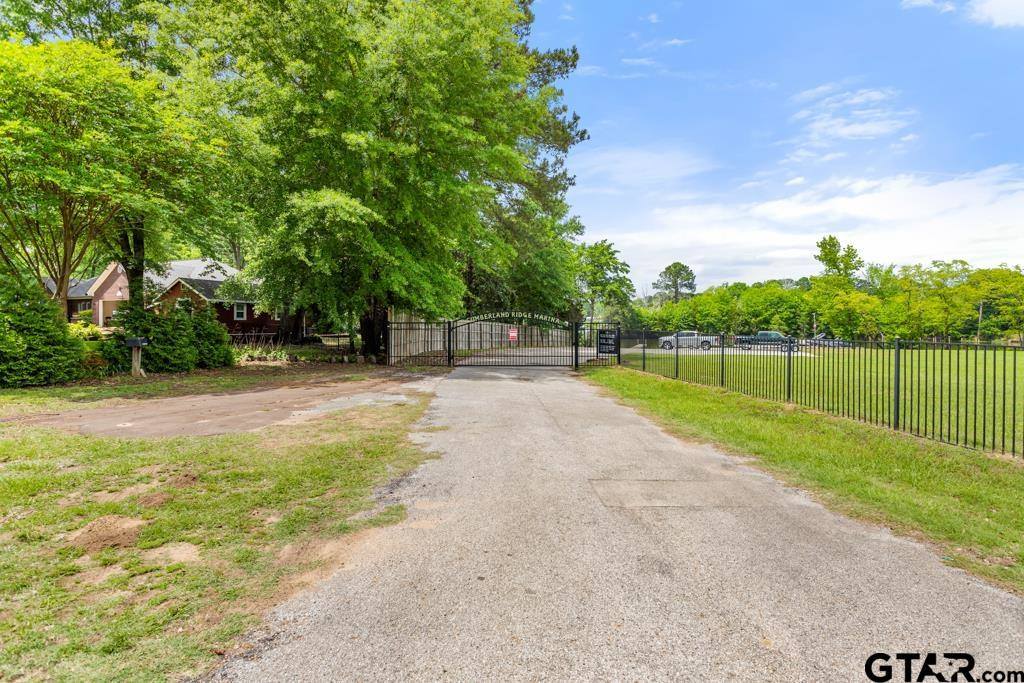 15988 Rocky Ridge Rd, Bullard, TX 75757