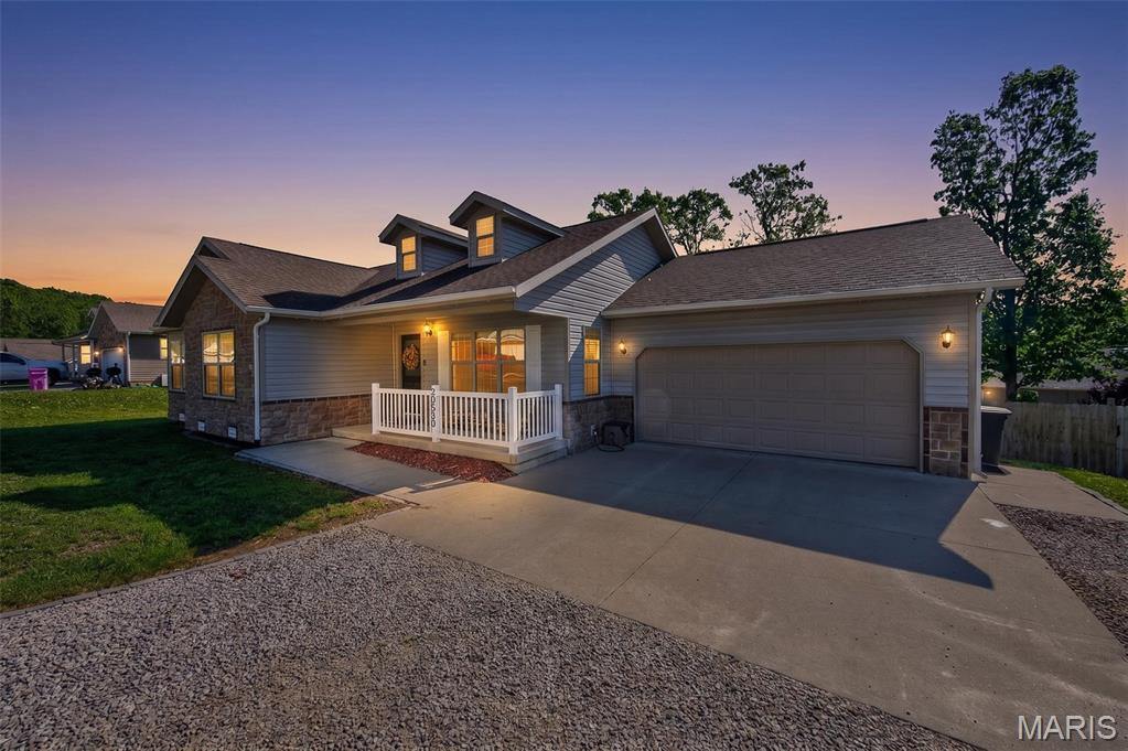 20990 Hideaway Lane, Saint Robert, MO 65584