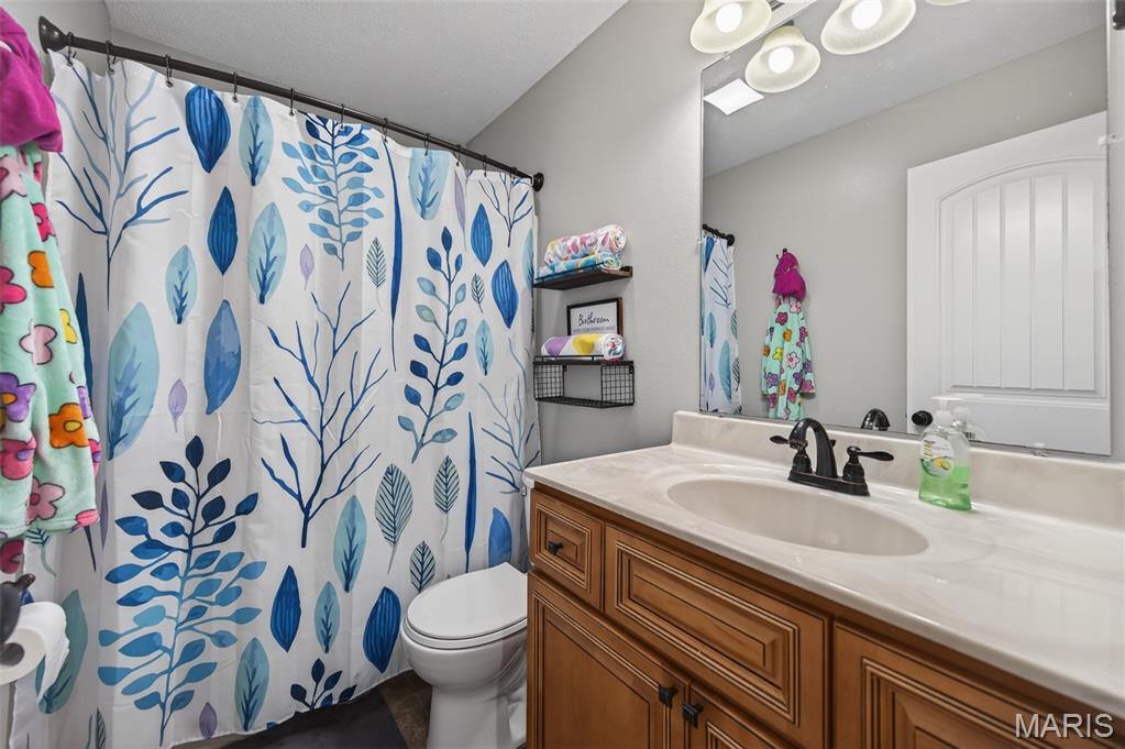 20990 Hideaway Lane, Saint Robert, MO 65584