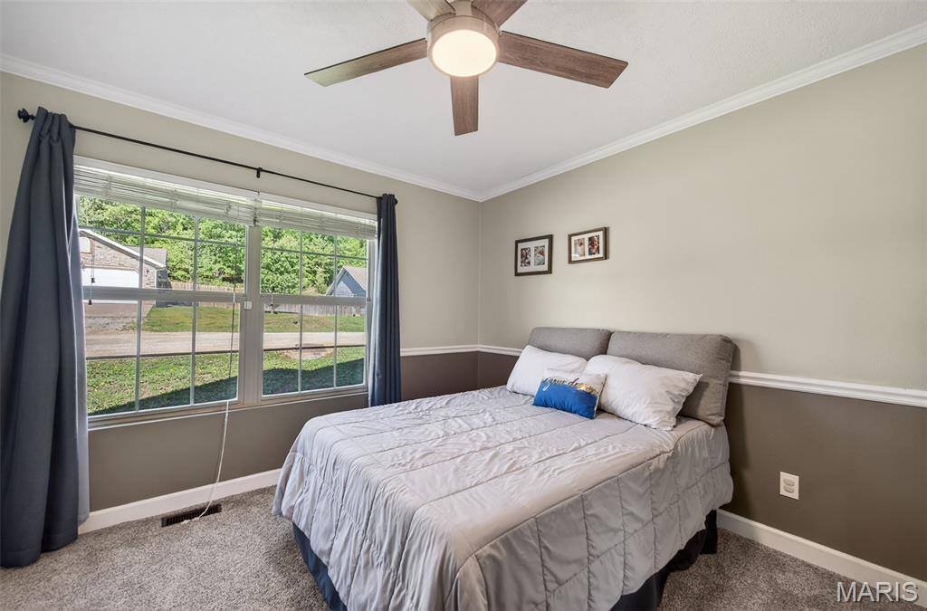 20990 Hideaway Lane, Saint Robert, MO 65584