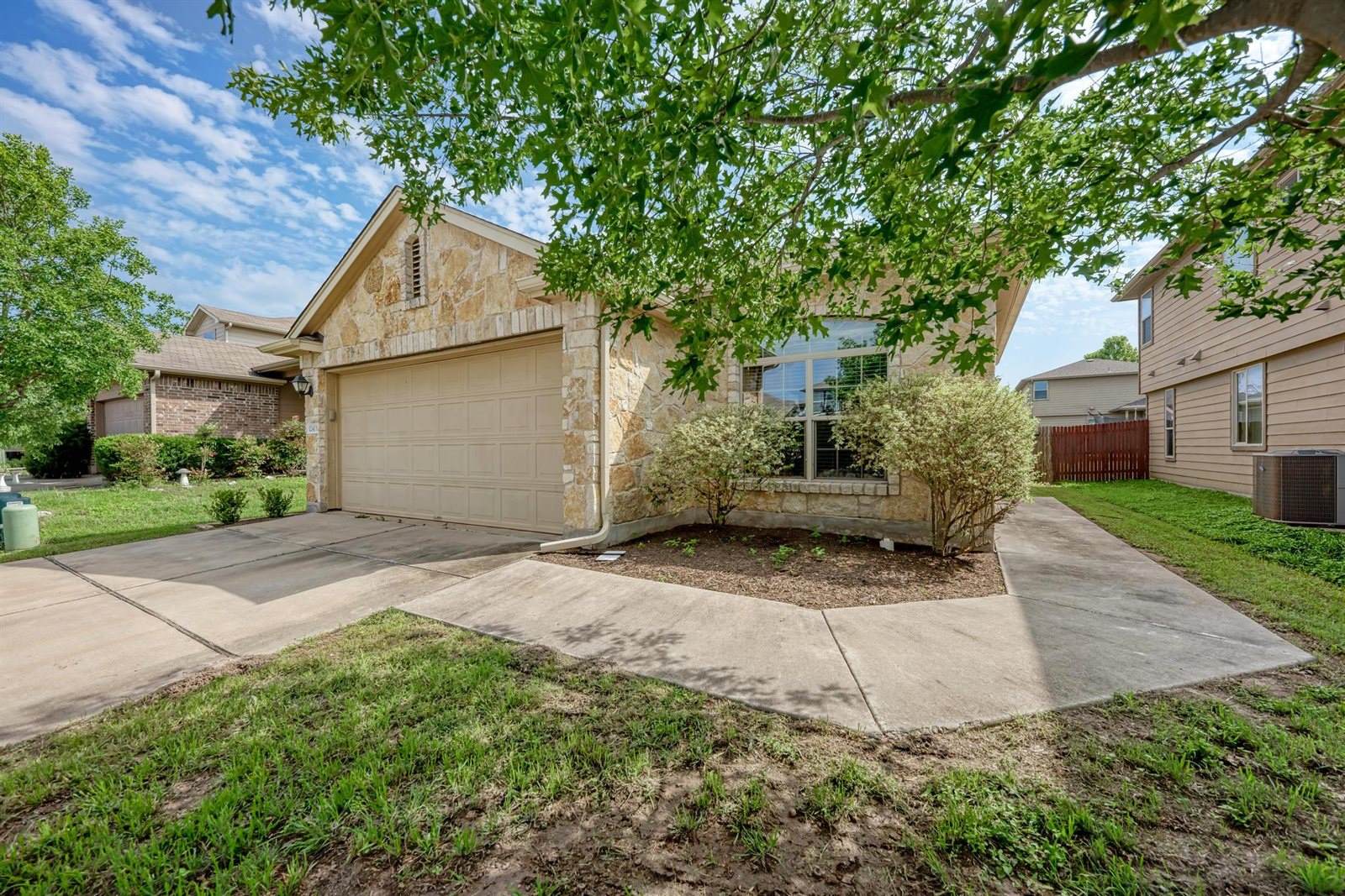 12413 Walter Vaughn Dr, Manor, TX 78653