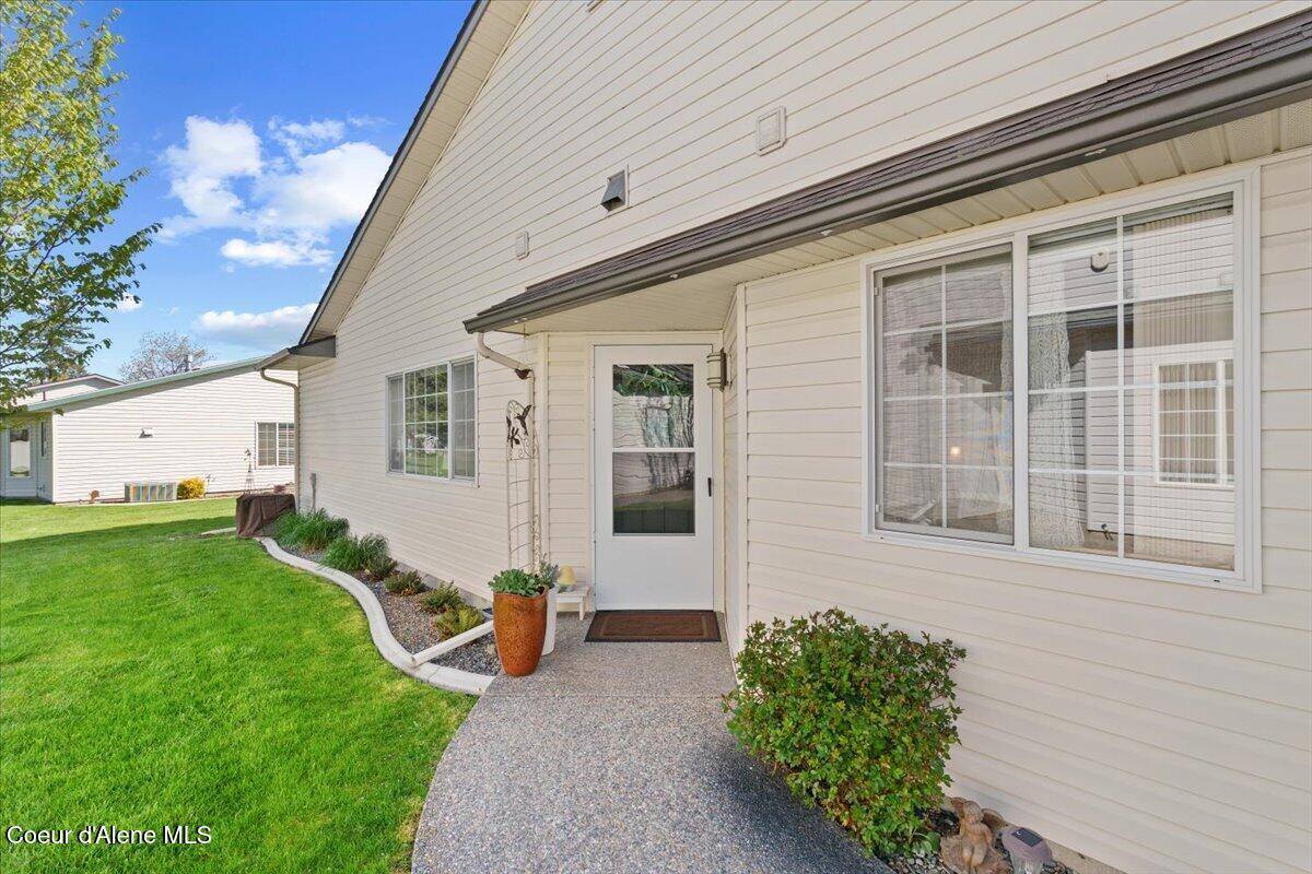 505 East Whitewater Ln, Post Falls, ID 83854