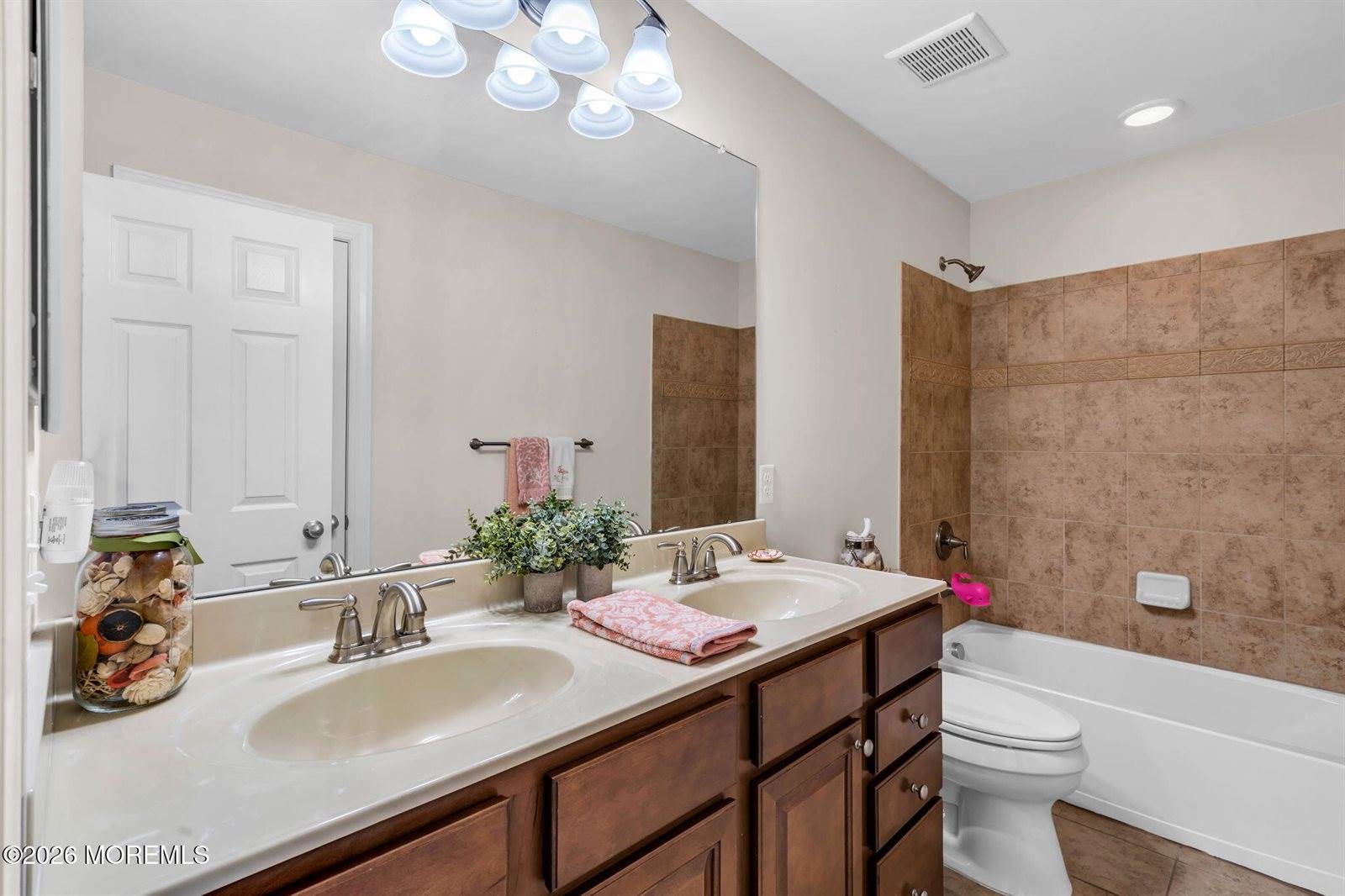 303 Princeton Court, Shrewsbury Boro, NJ 07702