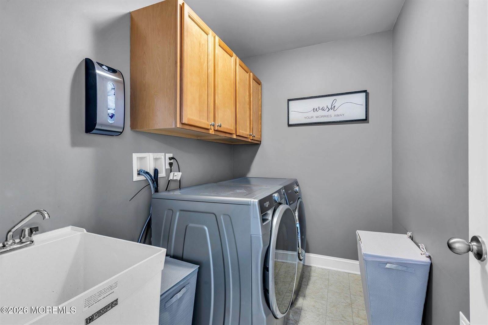 303 Princeton Court, Shrewsbury Boro, NJ 07702