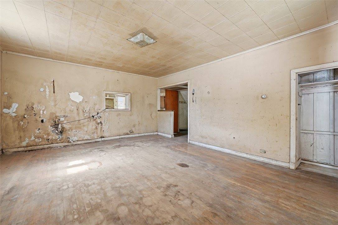 3225 Allendale St, Sheraden, PA 15204