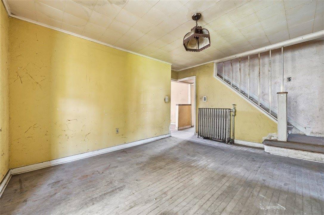 3225 Allendale St, Sheraden, PA 15204