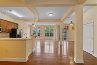 3 Greenwich Dr, JC, West Bergen, NJ 07305