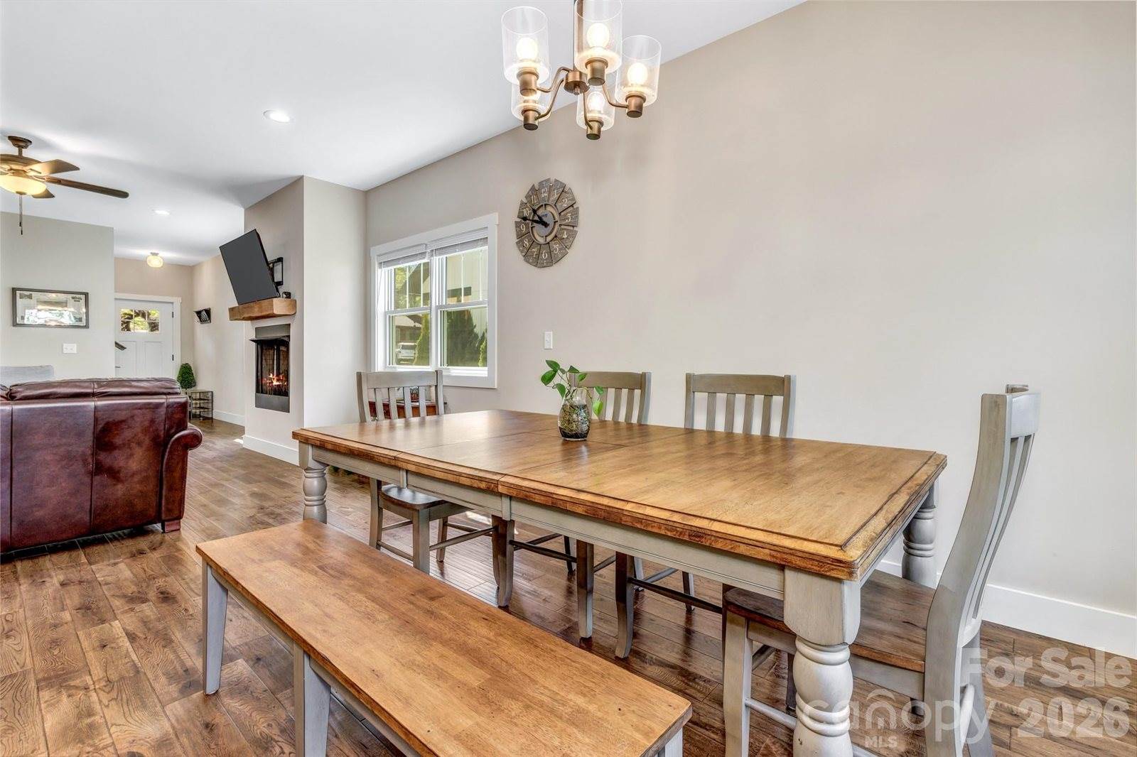 116 Craggy Street, Black Mountain, NC 28711
