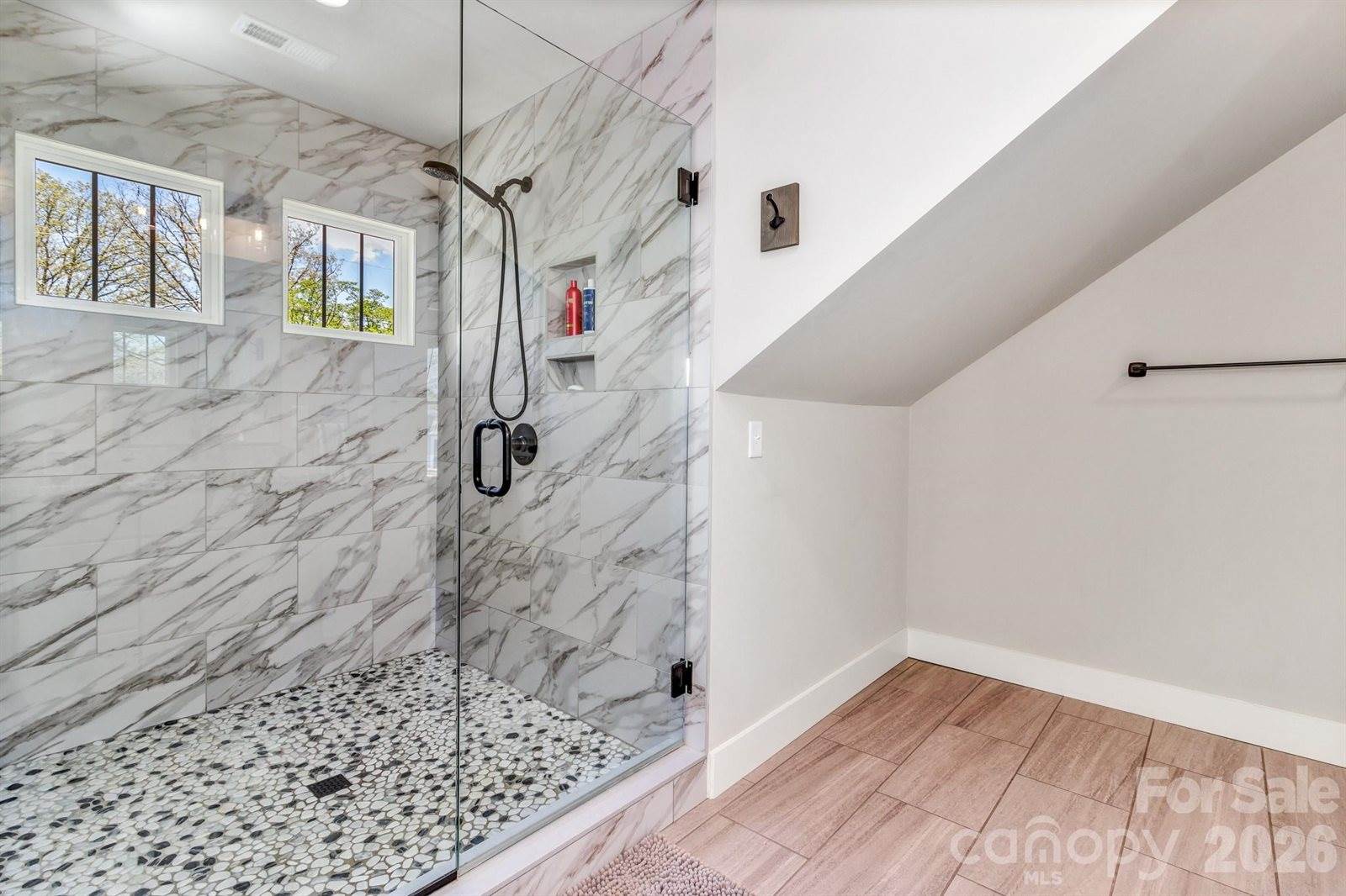 116 Craggy Street, Black Mountain, NC 28711