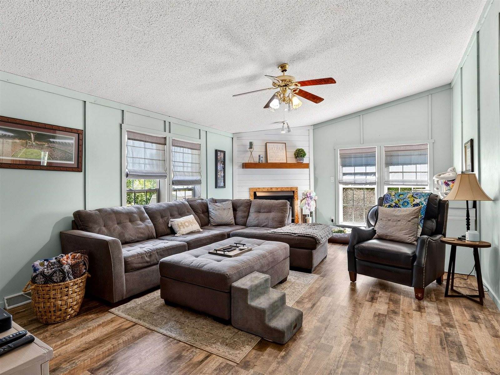 107 Lakeview Drive, Inman, SC 29349