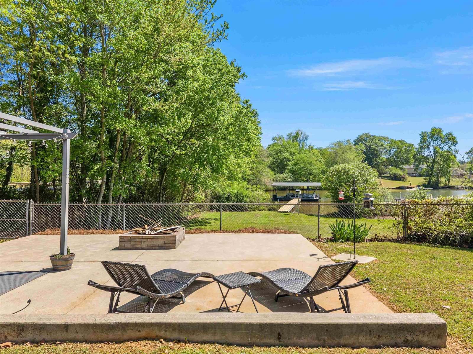 107 Lakeview Drive, Inman, SC 29349
