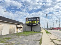 3401 Fenton Road, Flint, MI 48507