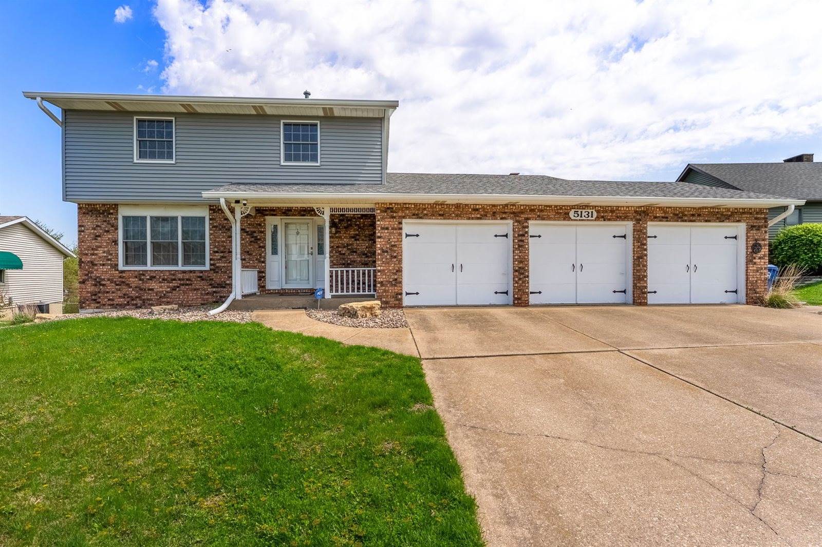 5131 Woodland Avenue, Davenport, IA 52807
