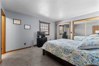 5131 Woodland Avenue, Davenport, IA 52807