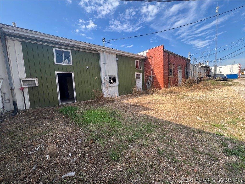 208/210 S Maple Street, Eldon, MO 65026