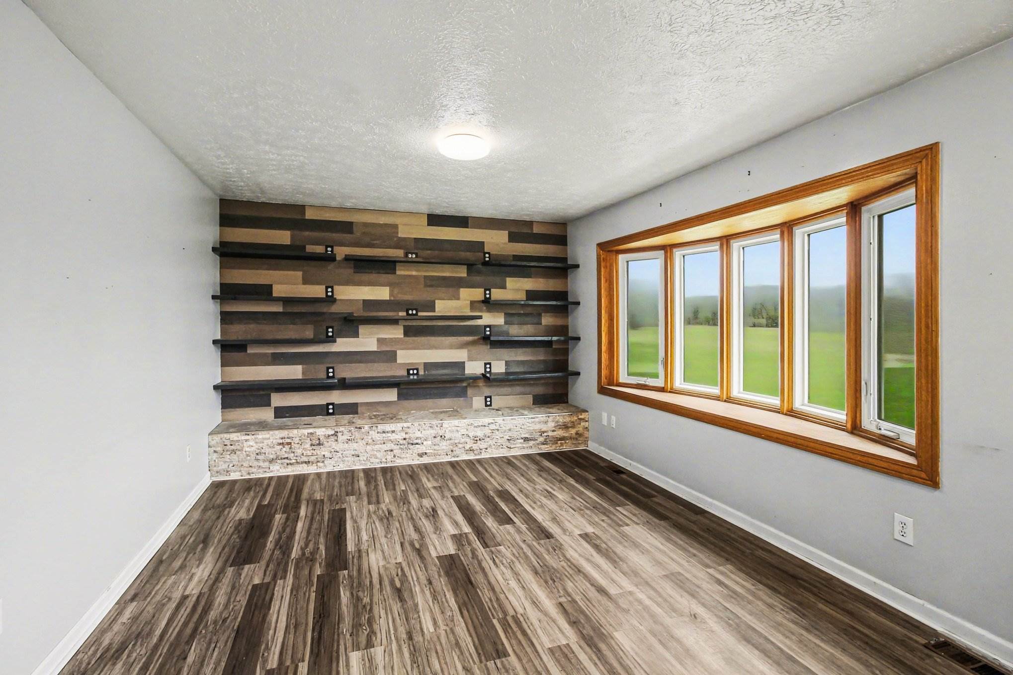 1601 Layton Rd., Fowlerville, MI 48836
