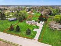 1601 Layton Rd., Fowlerville, MI 48836