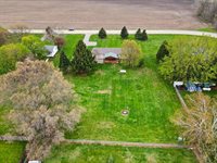 1601 Layton Rd., Fowlerville, MI 48836