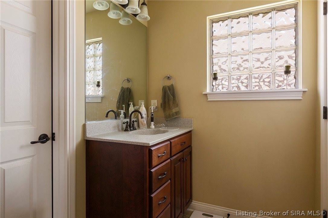11532 Yorktown Boulevard, Sellersburg, IN 47172