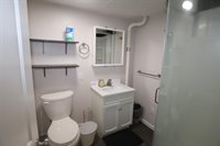 409 5th ST SW, Minot, ND 58701