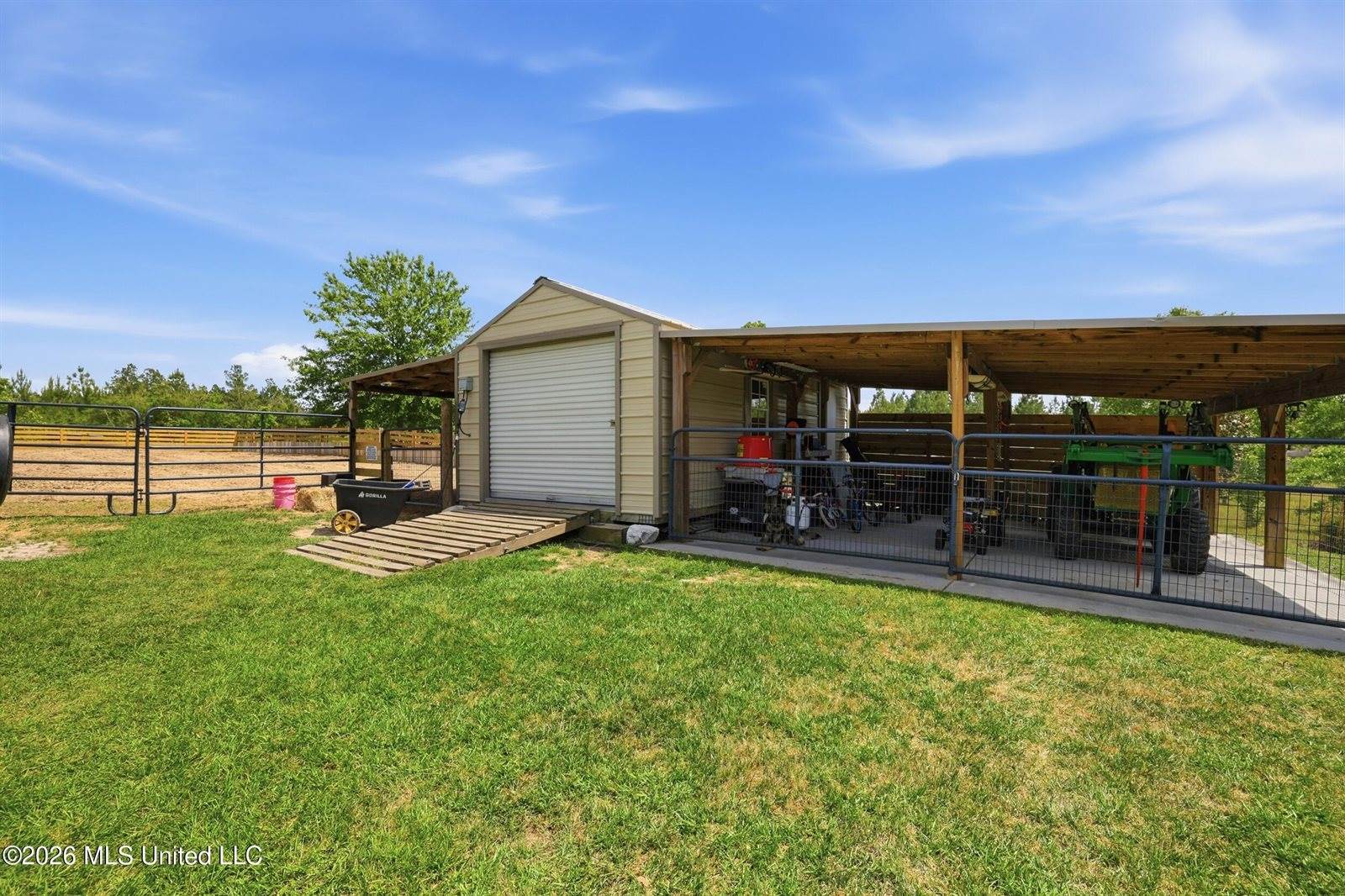 239 M P Parker Road, McHenry, MS 39561