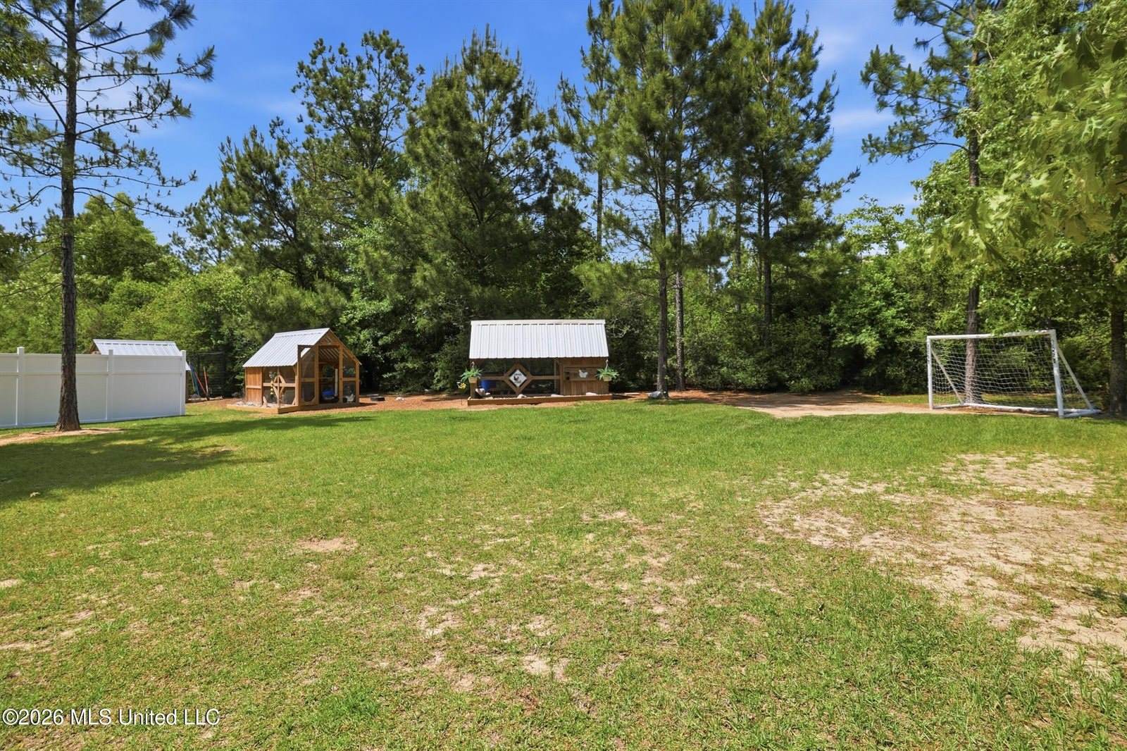 239 M P Parker Road, McHenry, MS 39561