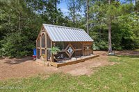 239 M P Parker Road, McHenry, MS 39561