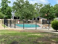 1500 Olympia WY, College Station, TX 77840