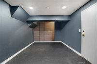 19540 Sherman Way, Reseda, CA 91335