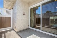 19540 Sherman Way, Reseda, CA 91335