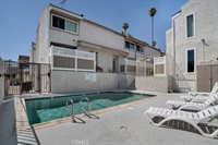 19540 Sherman Way, Reseda, CA 91335