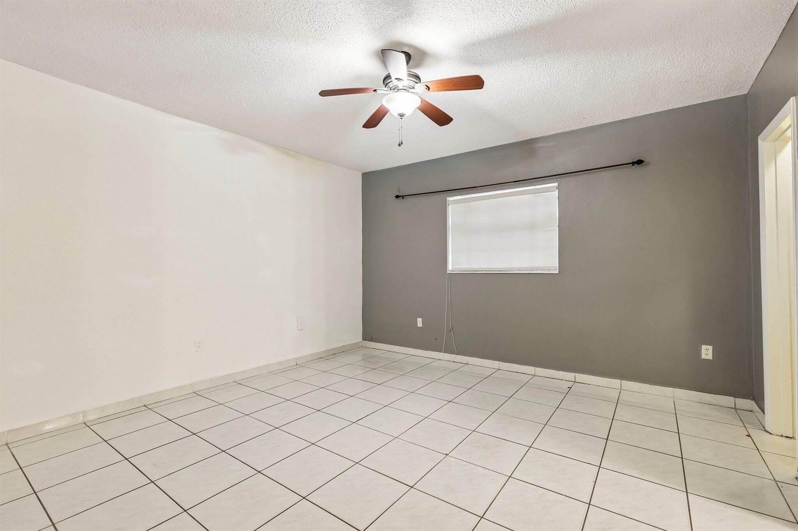 1735 NE 164th Street, #E104, North Miami Beach, FL 33162