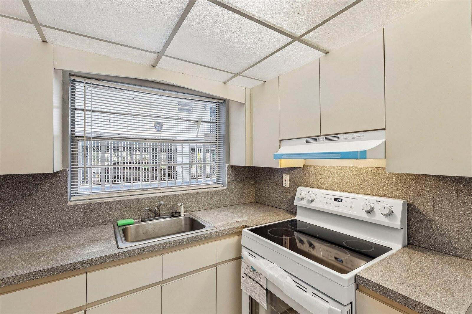 1735 NE 164th Street, #E104, North Miami Beach, FL 33162