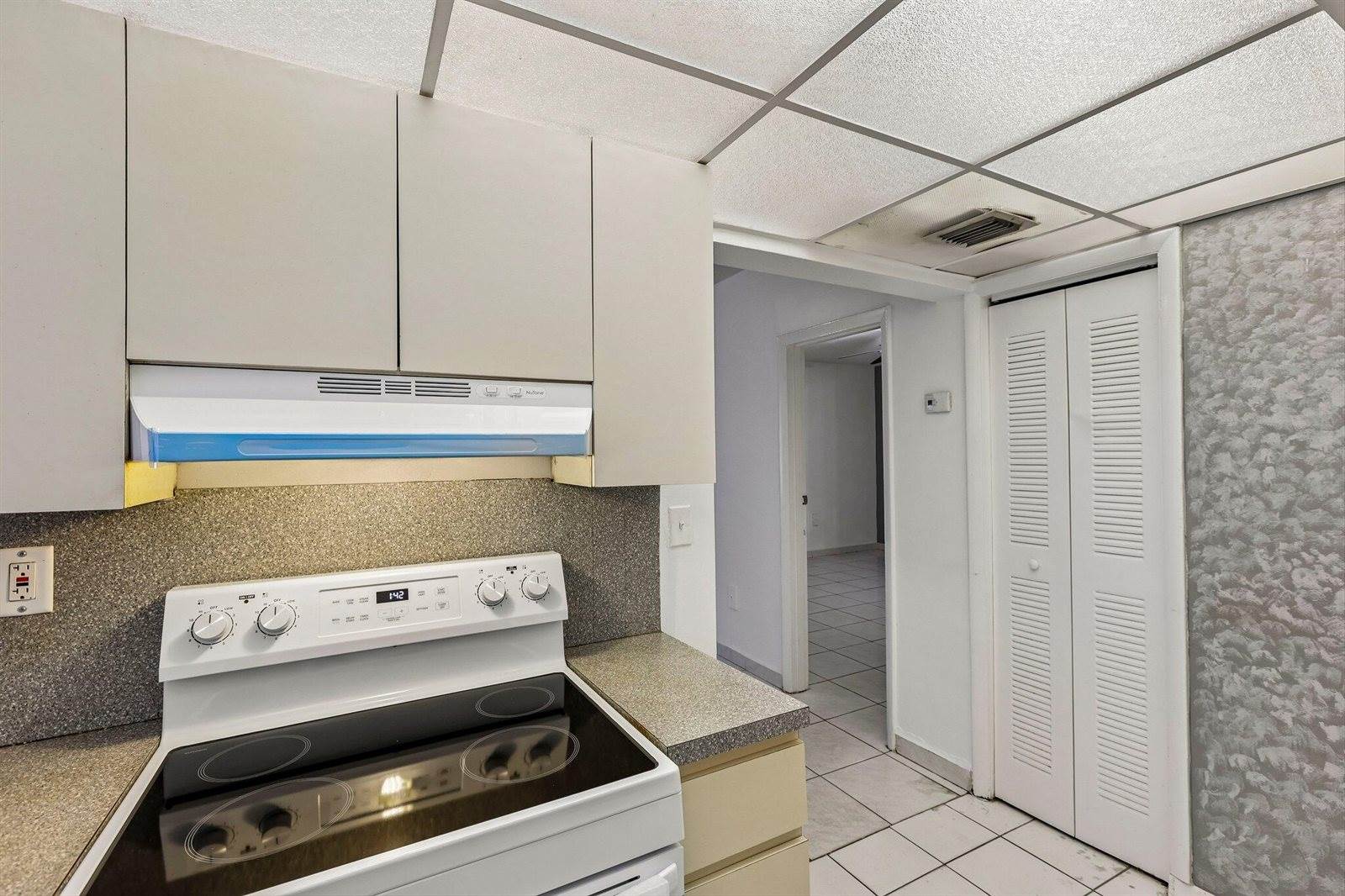 1735 NE 164th Street, #E104, North Miami Beach, FL 33162