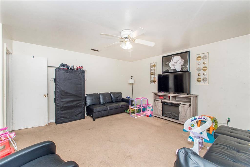 465 South 4TH Street, Ponchatoula, LA 70454