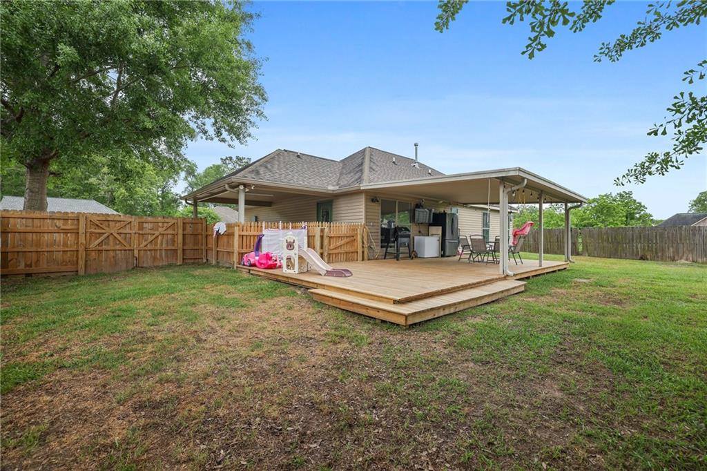 44168 Washley Trace Circle, Robert, LA 70455