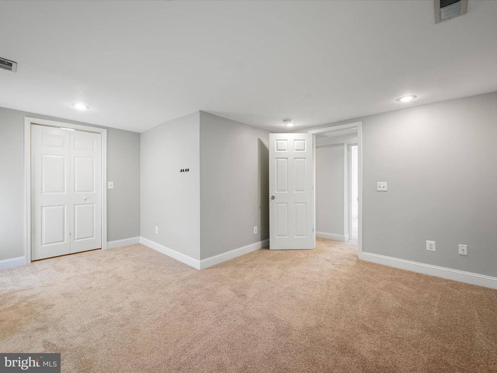 5479 Main Street, Stephens City, VA 22655