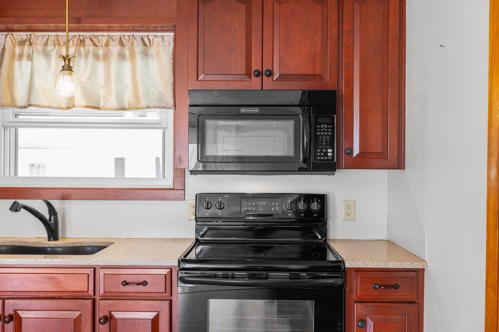 1070 Harman Rd, Harrisonburg, VA 22802