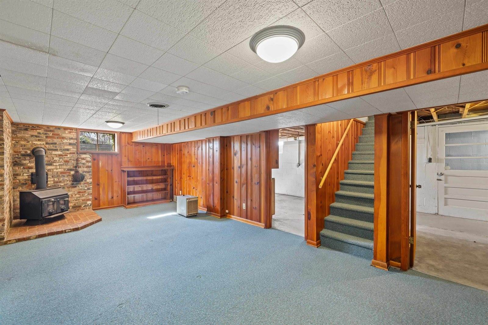 1070 Harman Rd, Harrisonburg, VA 22802