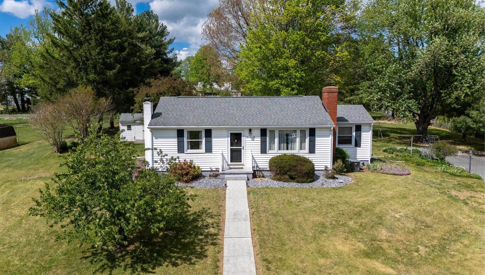 1070 Harman Rd, Harrisonburg, VA 22802