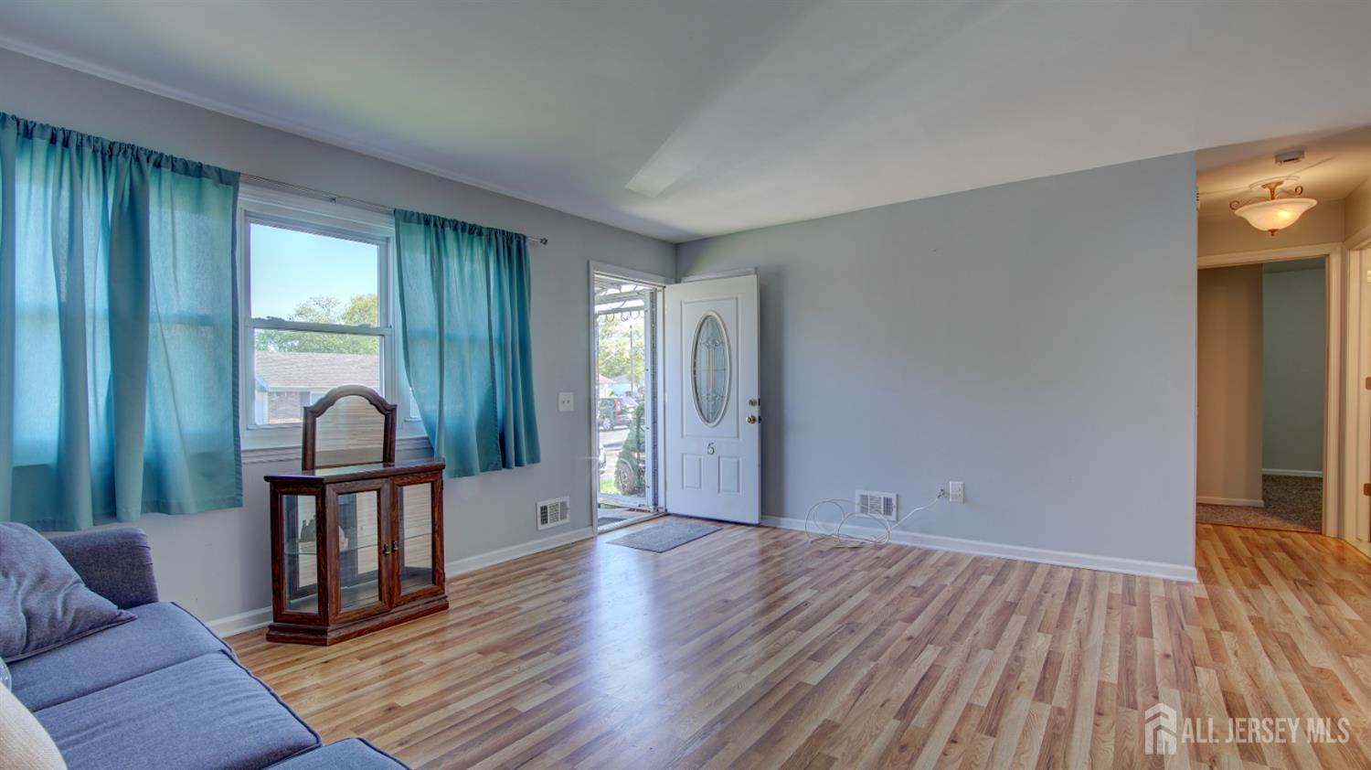 5 Missouri Court, Old Bridge, NJ 07747