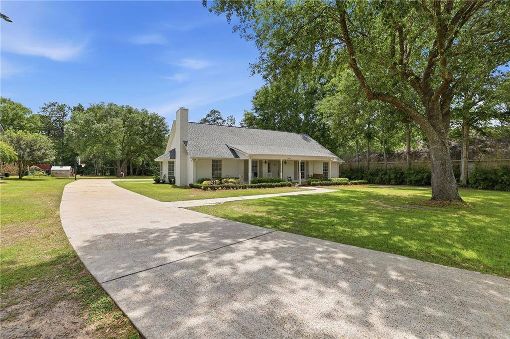 20084 LA-40 Highway, Covington, LA 70433