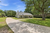 20084 LA-40 Highway, Covington, LA 70433